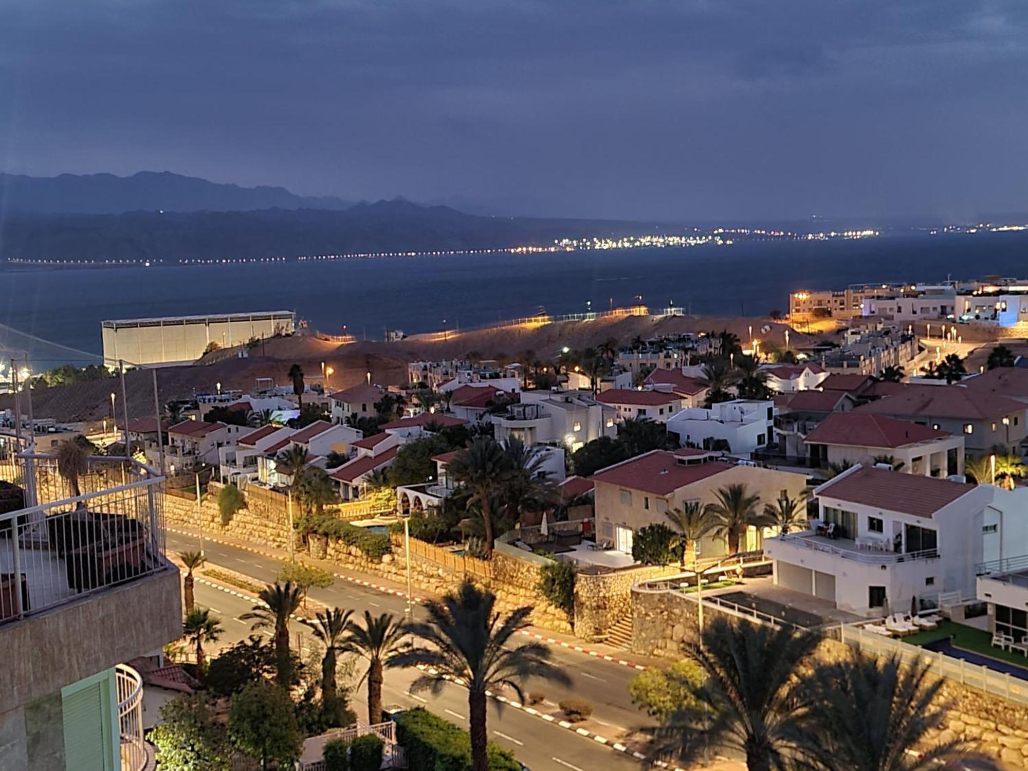 Апартаменты Exclusive Top Luxury Penthouse Near The Sea With Privat Roof-Pool Эйлат Экстерьер фото